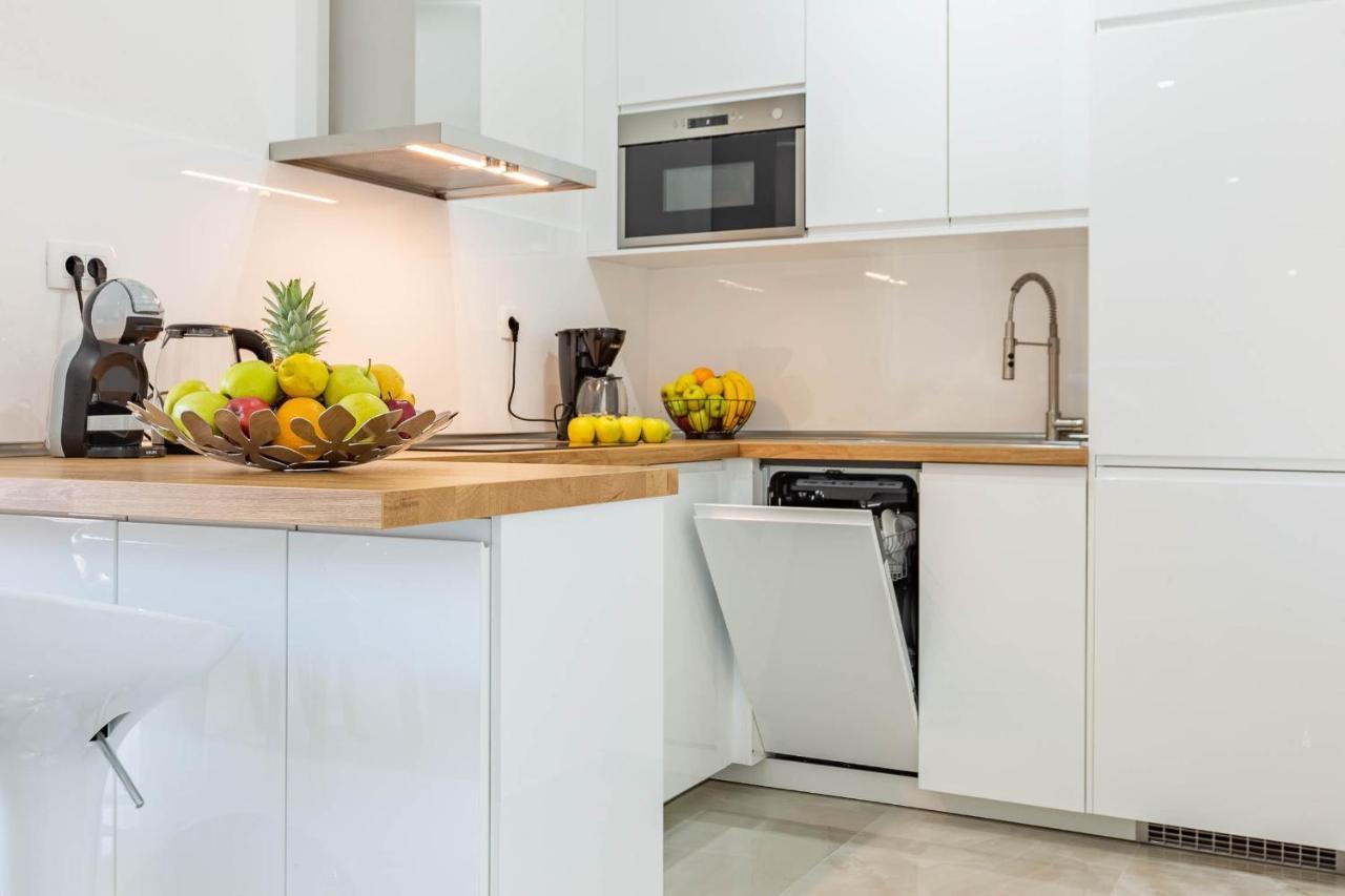 Lpl Luxury Apartment